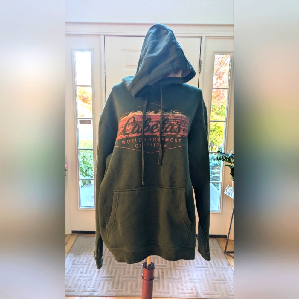NWOT Cabela's Vintage Sweatshirt